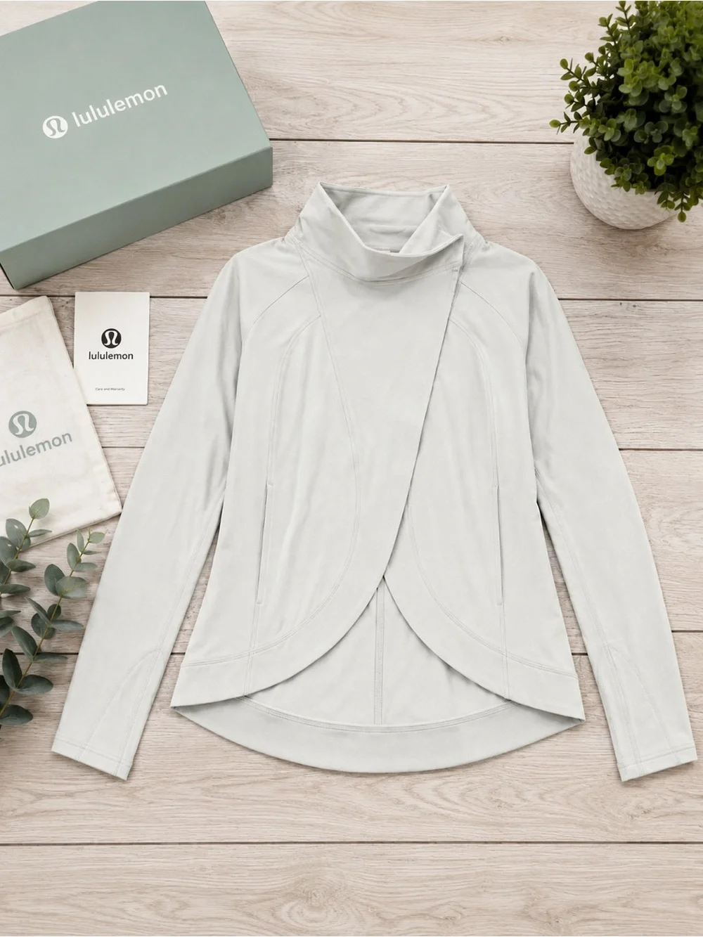2019 Lululemon Rulu Rally Wrap Heathered Ocean Mist Size 8